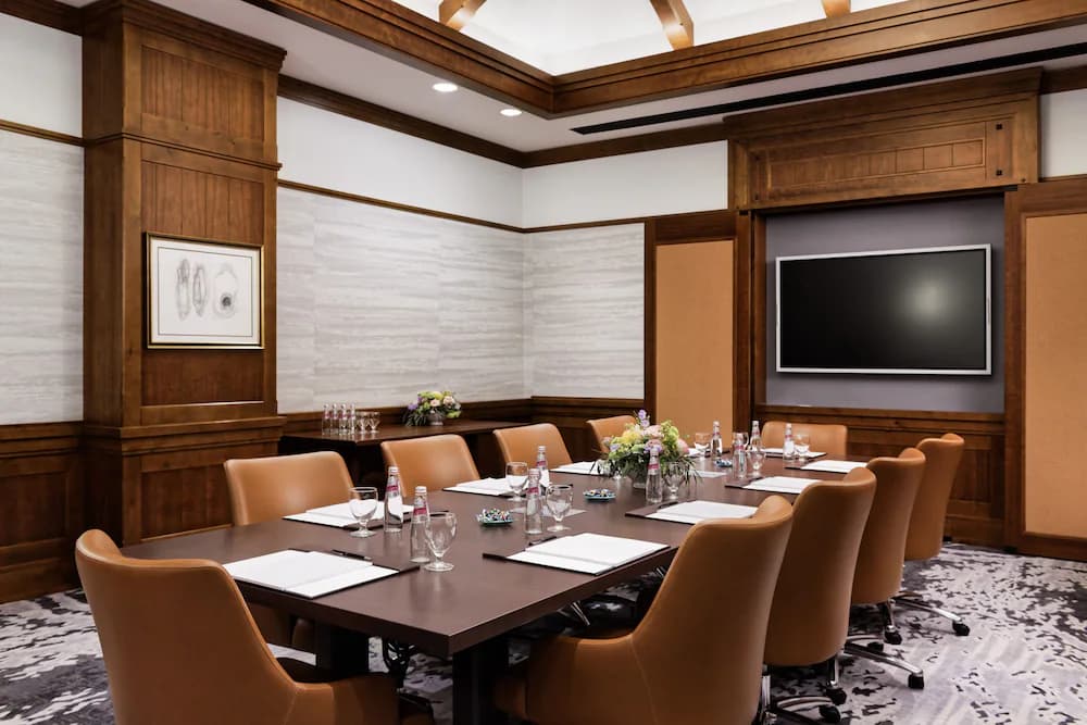 Meeting facility