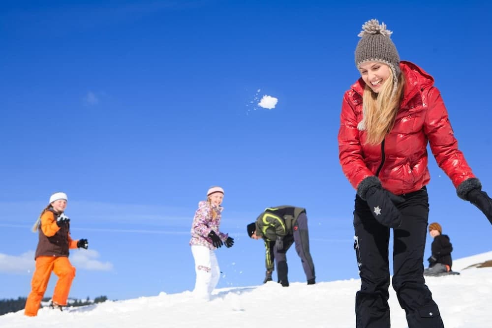 Snow and ski sports