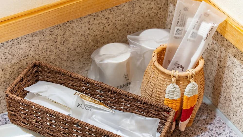 Room amenity