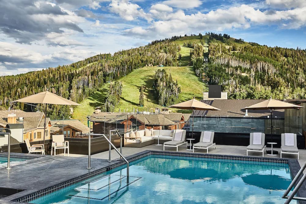 Rooftop pool