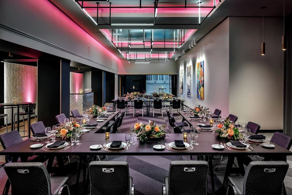 Meeting facility