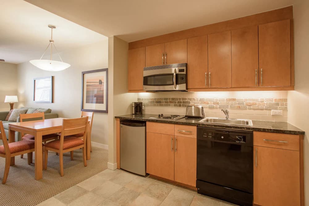 Private kitchenette