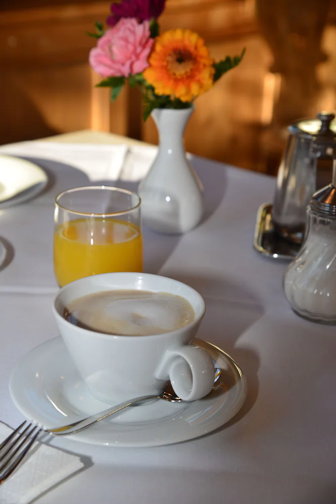 Breakfast buffet