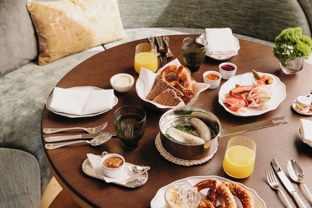 Breakfast meal