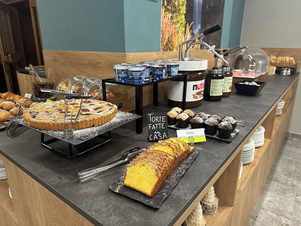 Breakfast buffet