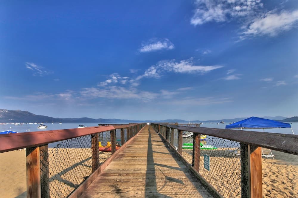 Dock