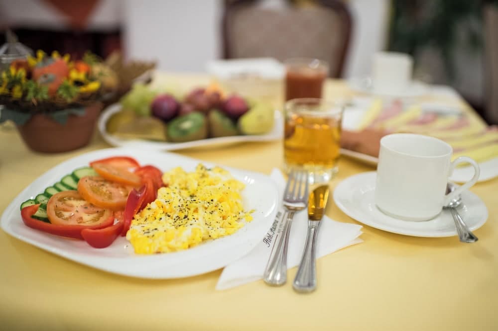 Breakfast meal