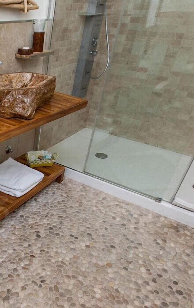 Bathroom shower