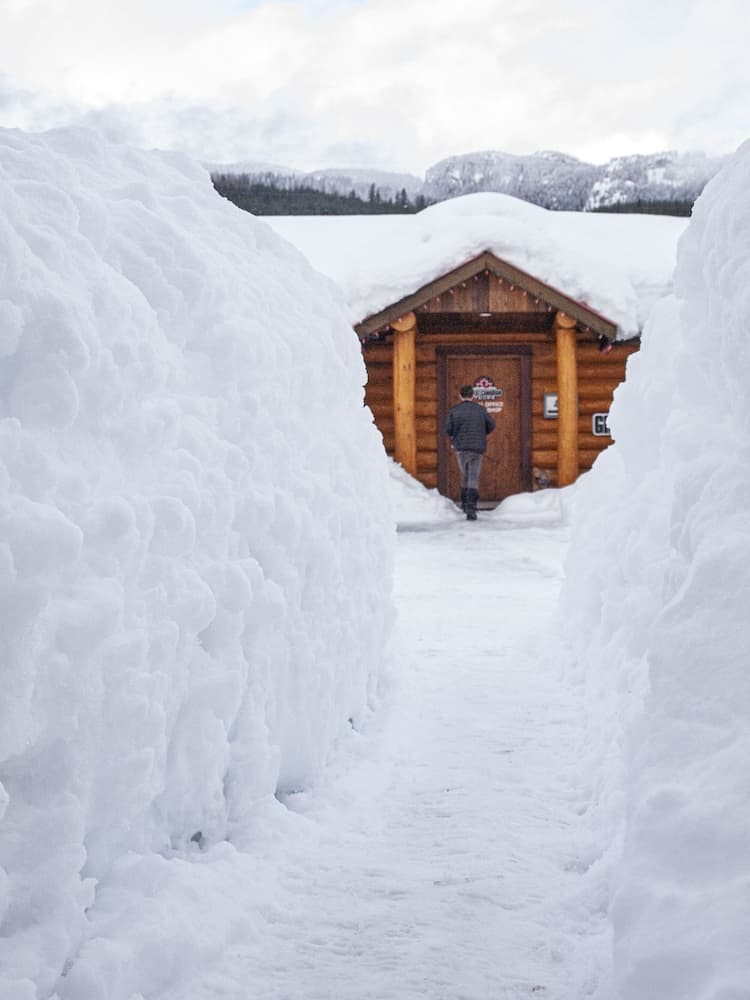 Snow and ski sports