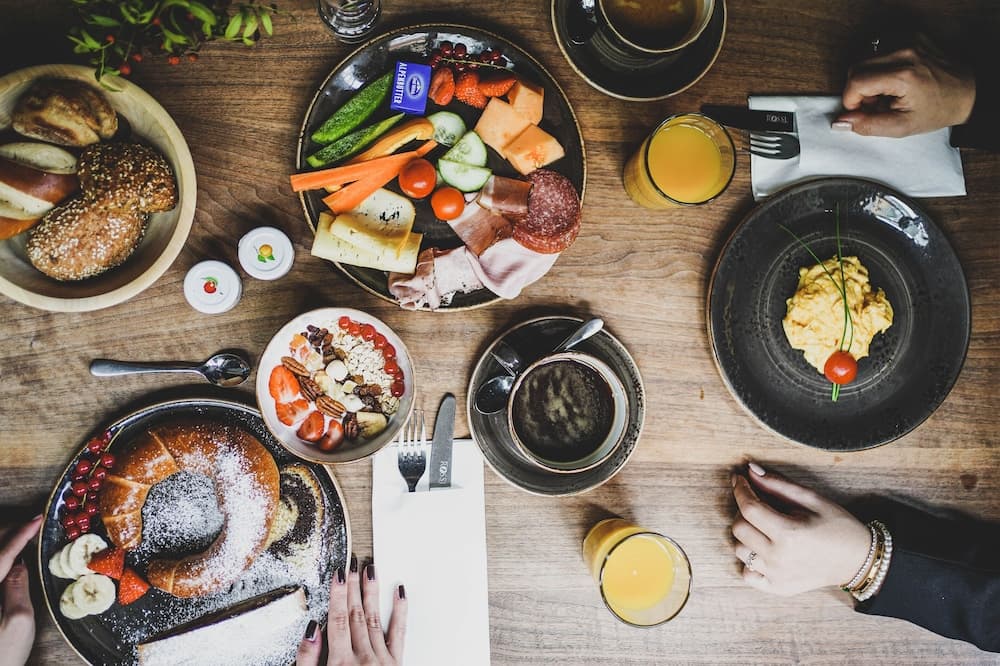 Breakfast meal