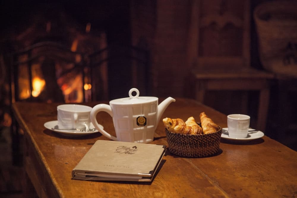 Coffee shop