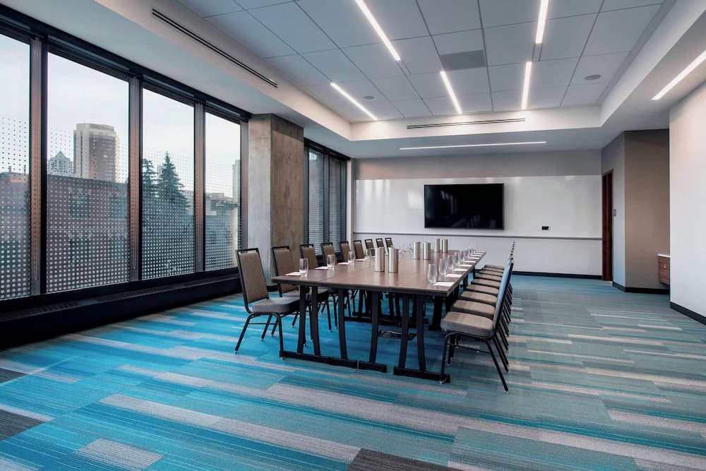 Meeting facility