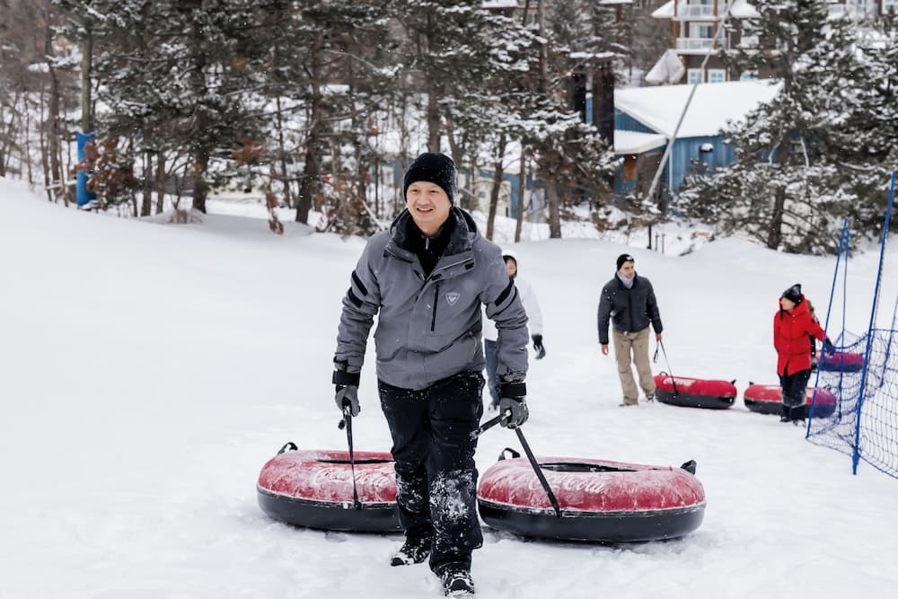 Snow tubing