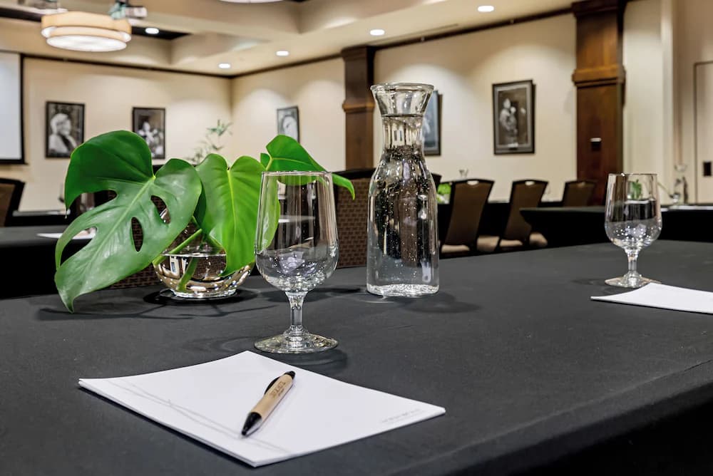 Meeting facility
