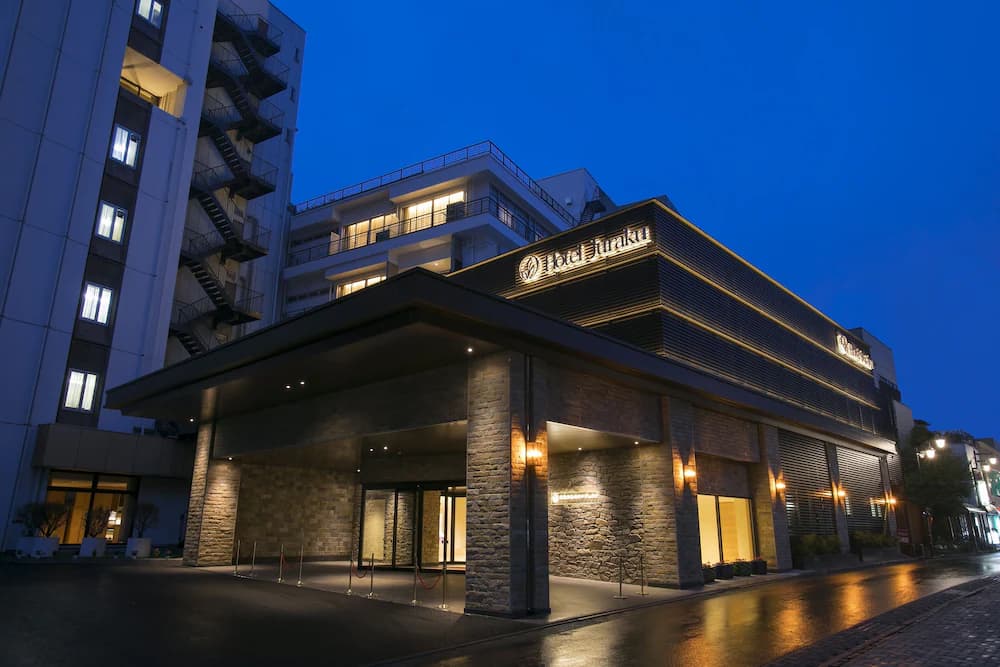 Primary image