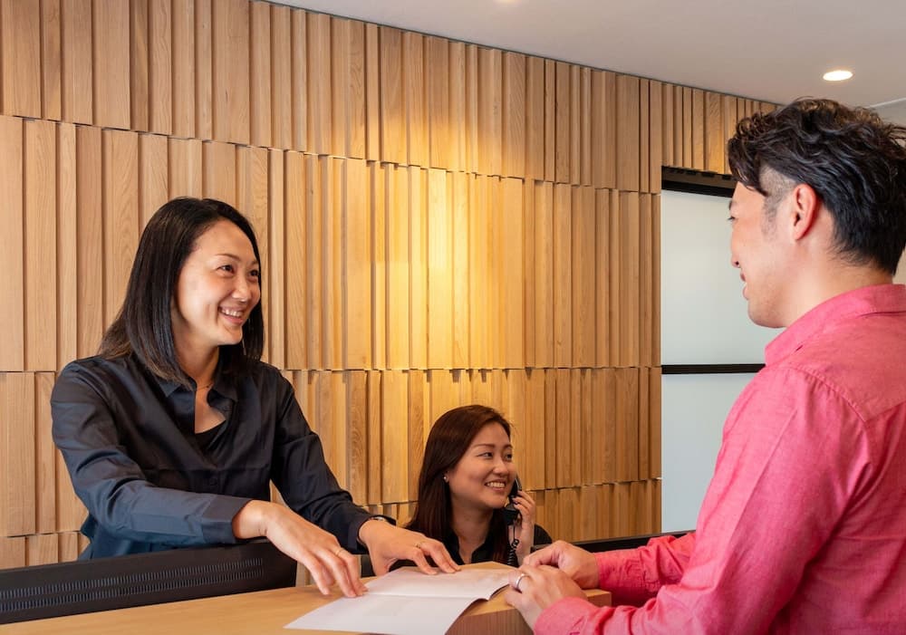 Concierge desk