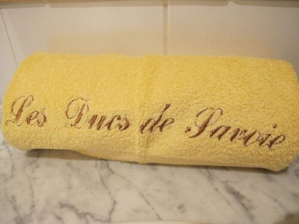 Bathroom amenities