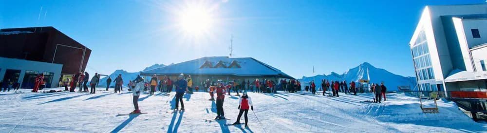 Snow and ski sports