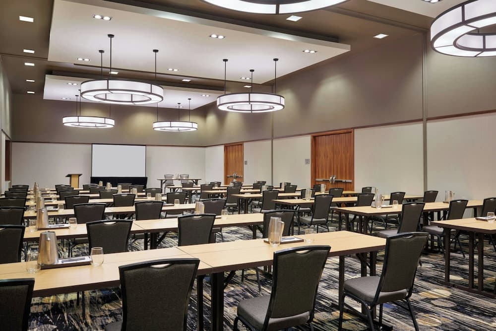 Meeting facility