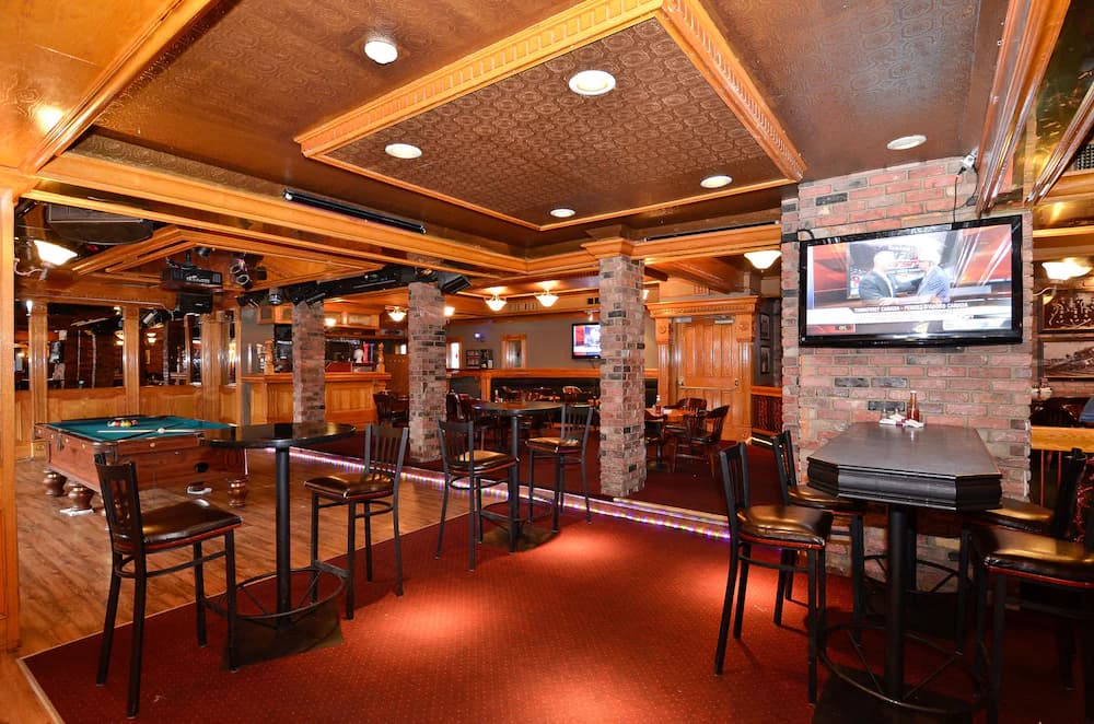 Sports bar