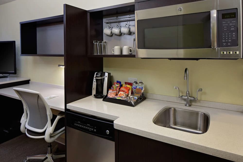 Private kitchenette