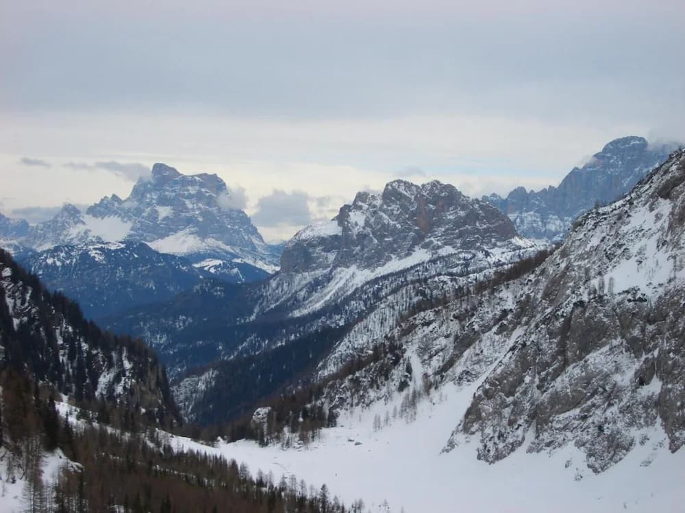 Snow and ski sports
