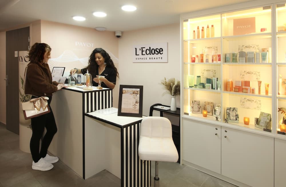 Spa reception