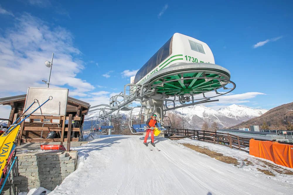 Snow and ski sports
